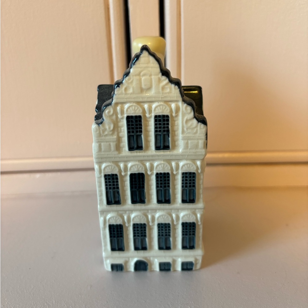 KLM Delft Blue Dutch House 81